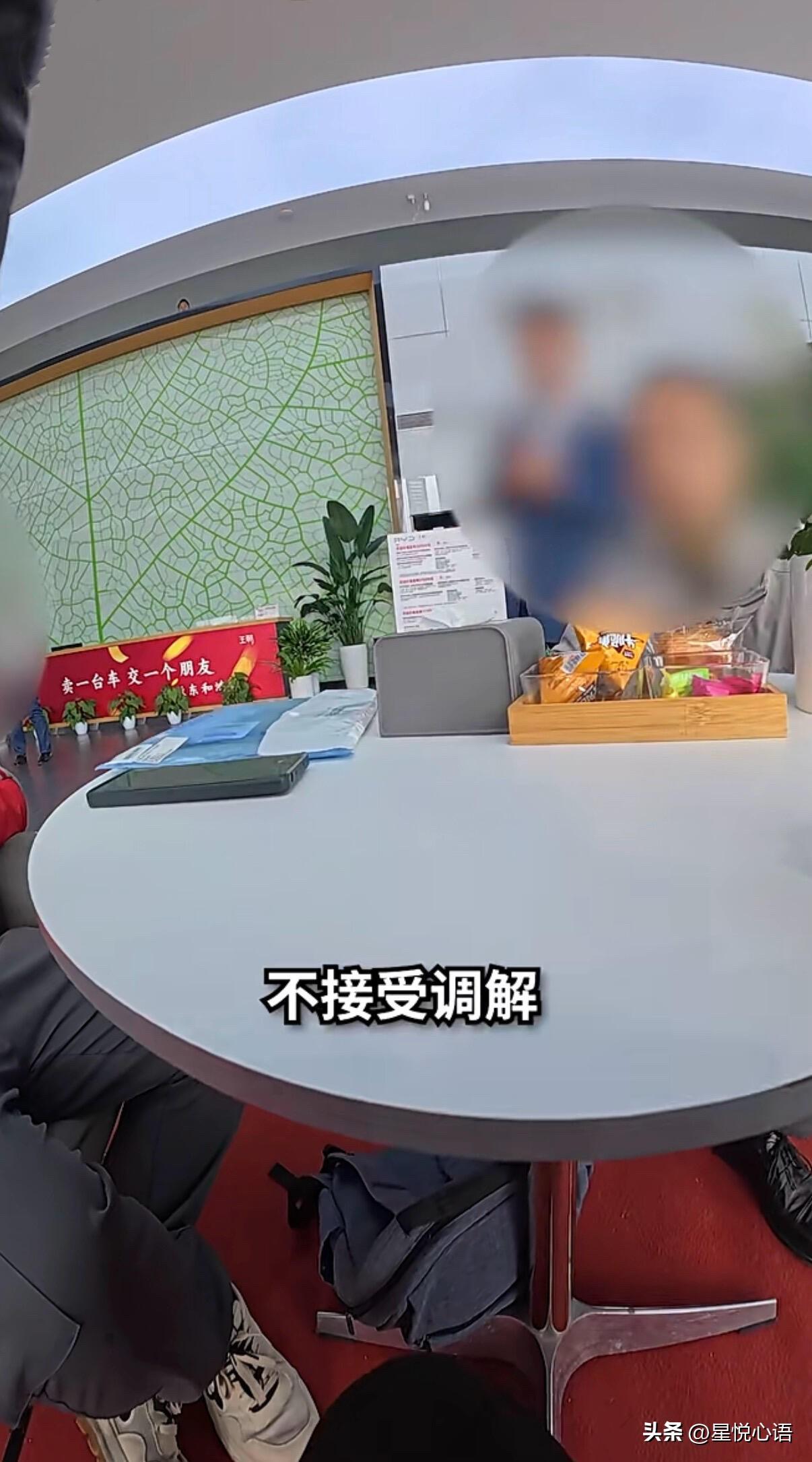 男子买车后一年去4S店蹭饭260次还打包？
刷到比亚迪车主这事，真的看懵了！
工