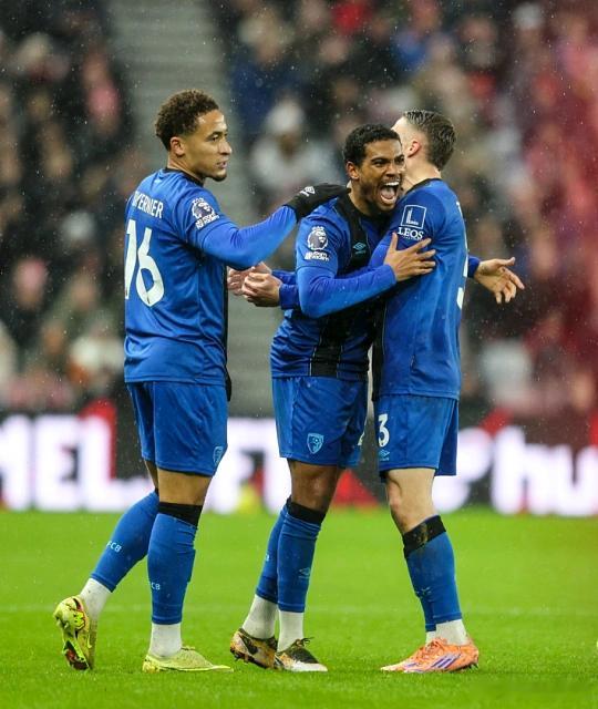 011 英超 伯恩茅斯VS埃弗顿伯恩茅斯vs埃弗顿 方向：让负 比分1-1 1-