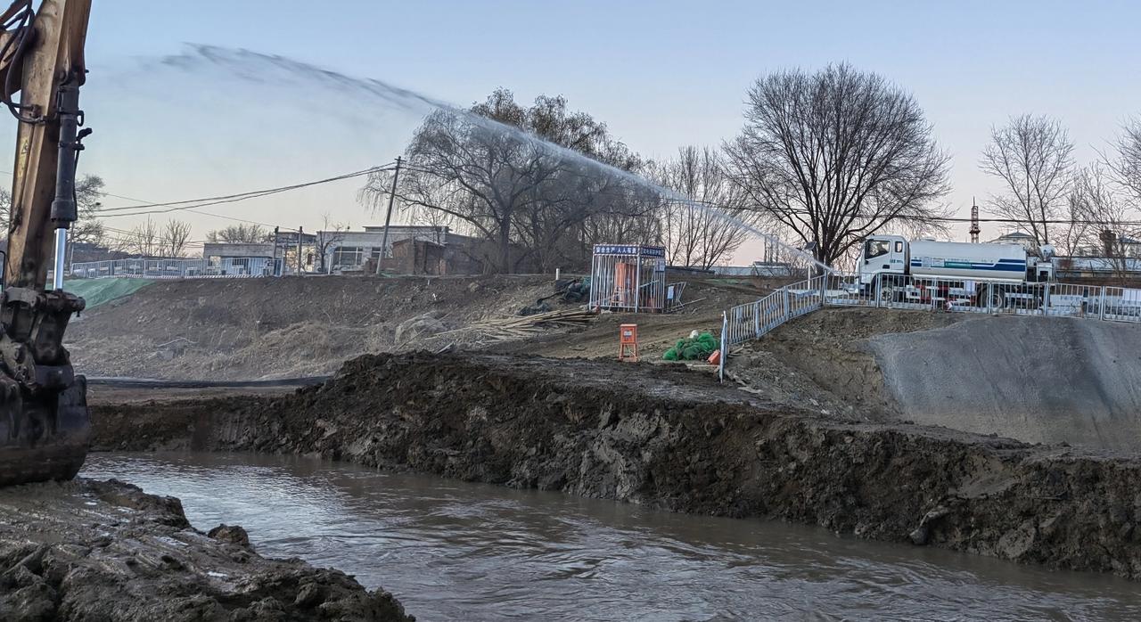 你没有听说万达已经对外出售80座了，而今天又爆出新闻说万达又做出一个令人瞩目的决