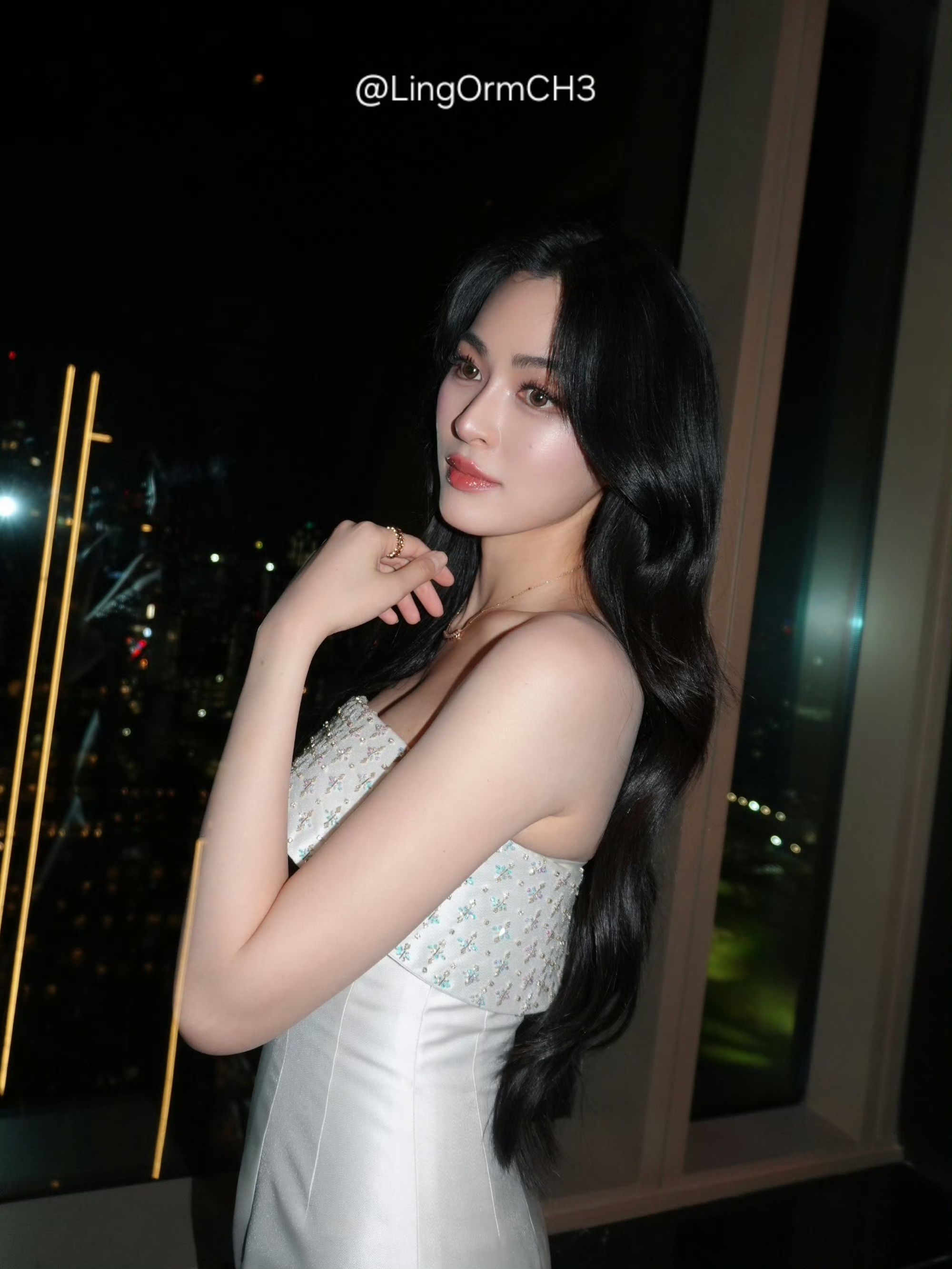 linglingkwong 邝玲玲0511生日快乐 伟大的身材和美貌