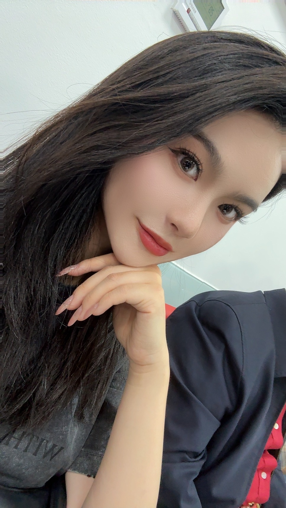 姐姐办理签证中……去瑞士的人好多啊啊啊啊啊  ​​​