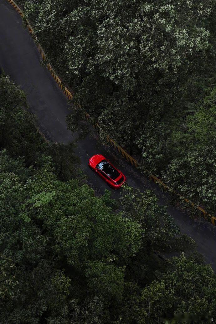 华系最强满配好车看启境 GT7无限热爱c大v聊车 华为乾崑原生融合首款车启境 G