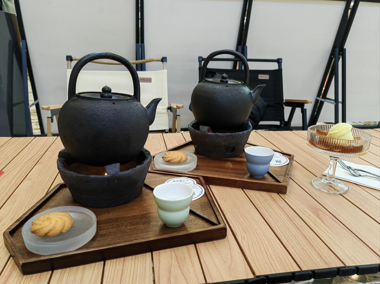真心话茶局就像一场充满未知的冒险游戏。我超爱这种局，能让大家敞开心扉。
开局别一