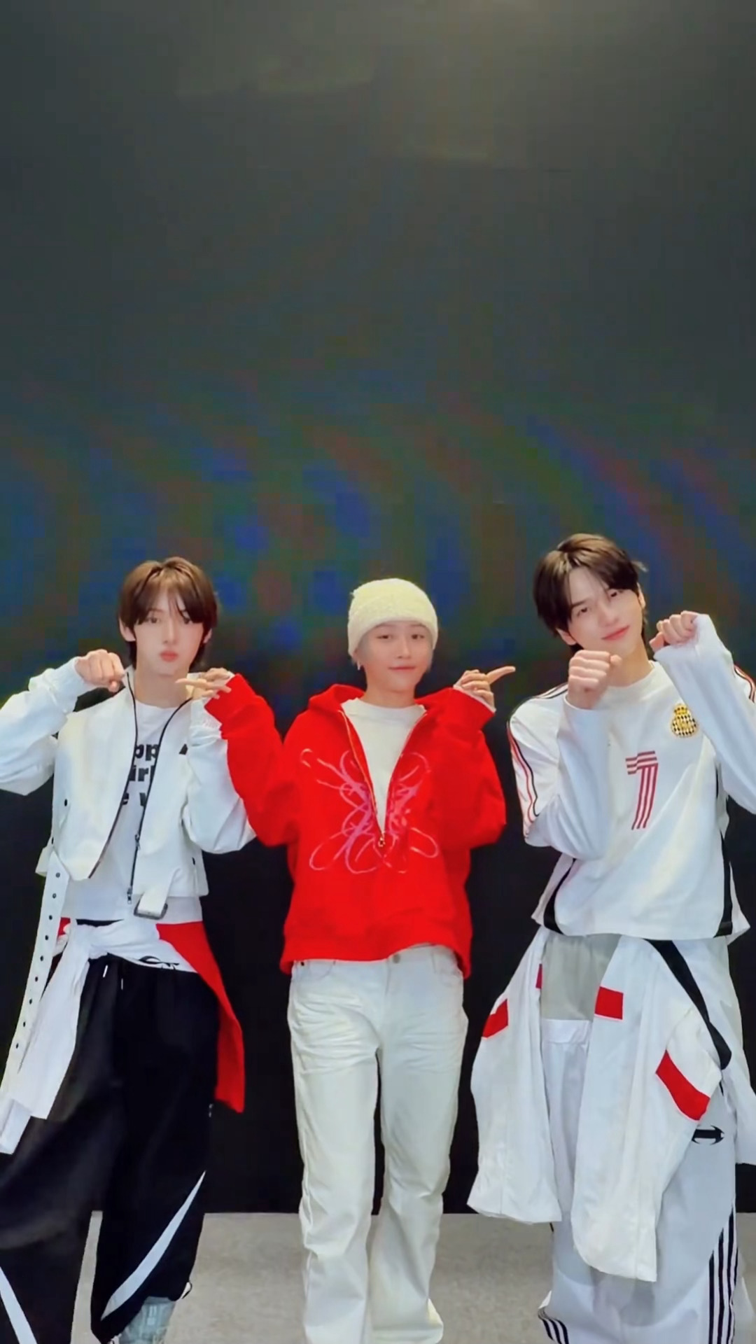 omg 刘雨昕韩振申惟一起跳了overdirve刘雨昕韩振申惟一起cha了