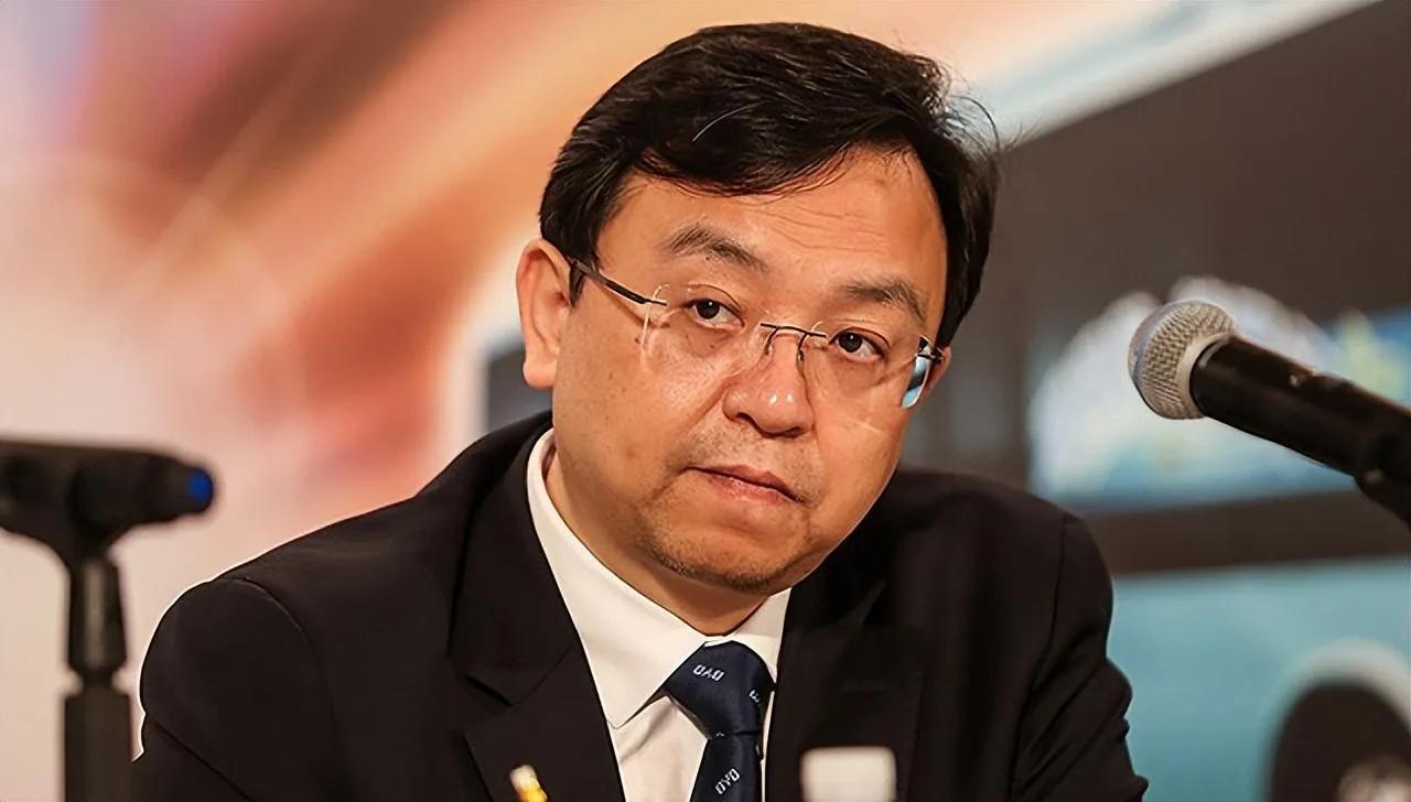 2026年4月10日收盘，比亚迪A股市值9269.45亿元，港股9582.17亿