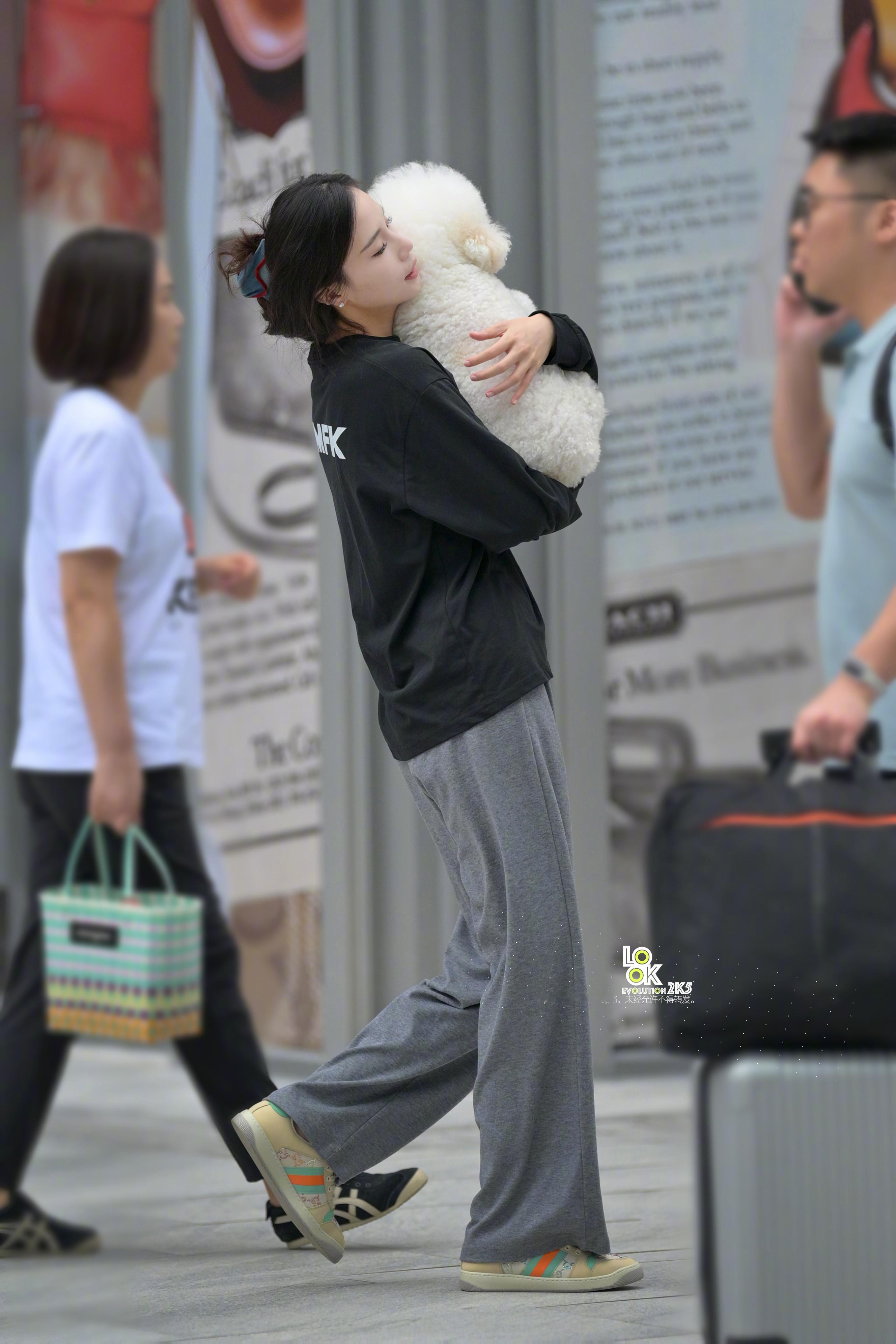 哈哈哈邪恶摇粒绒举高高 ​​​