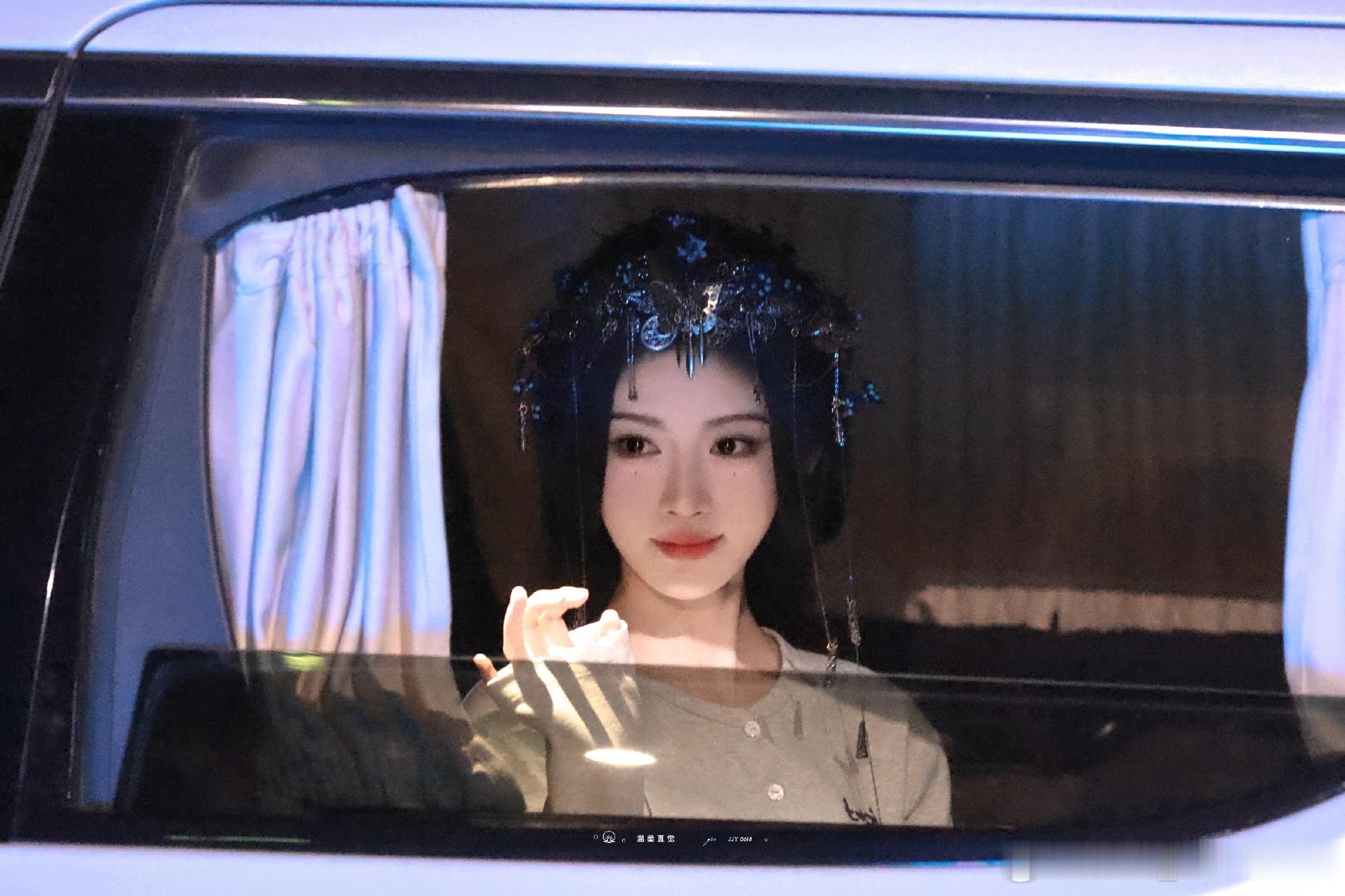 你的出現讓我開始相信天使的存在鞠婧祎苏绿夏 ·鞠婧祎万花世界