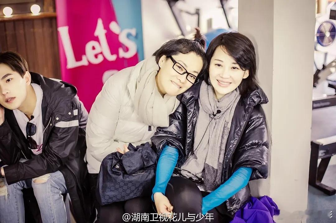 《花儿与少年》第二季都播出十年了，许晴花少2表现被理解 今晚却冲上了热搜。当年这