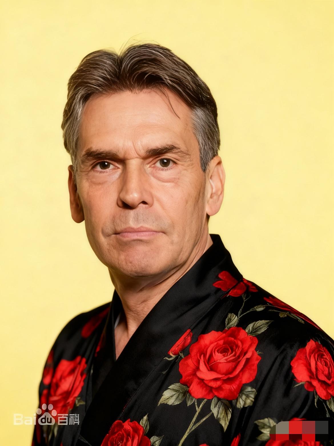 中方同意磋商安世半导体问题，荷兰被指光说不练

11月8日，中国商务部宣布，同意