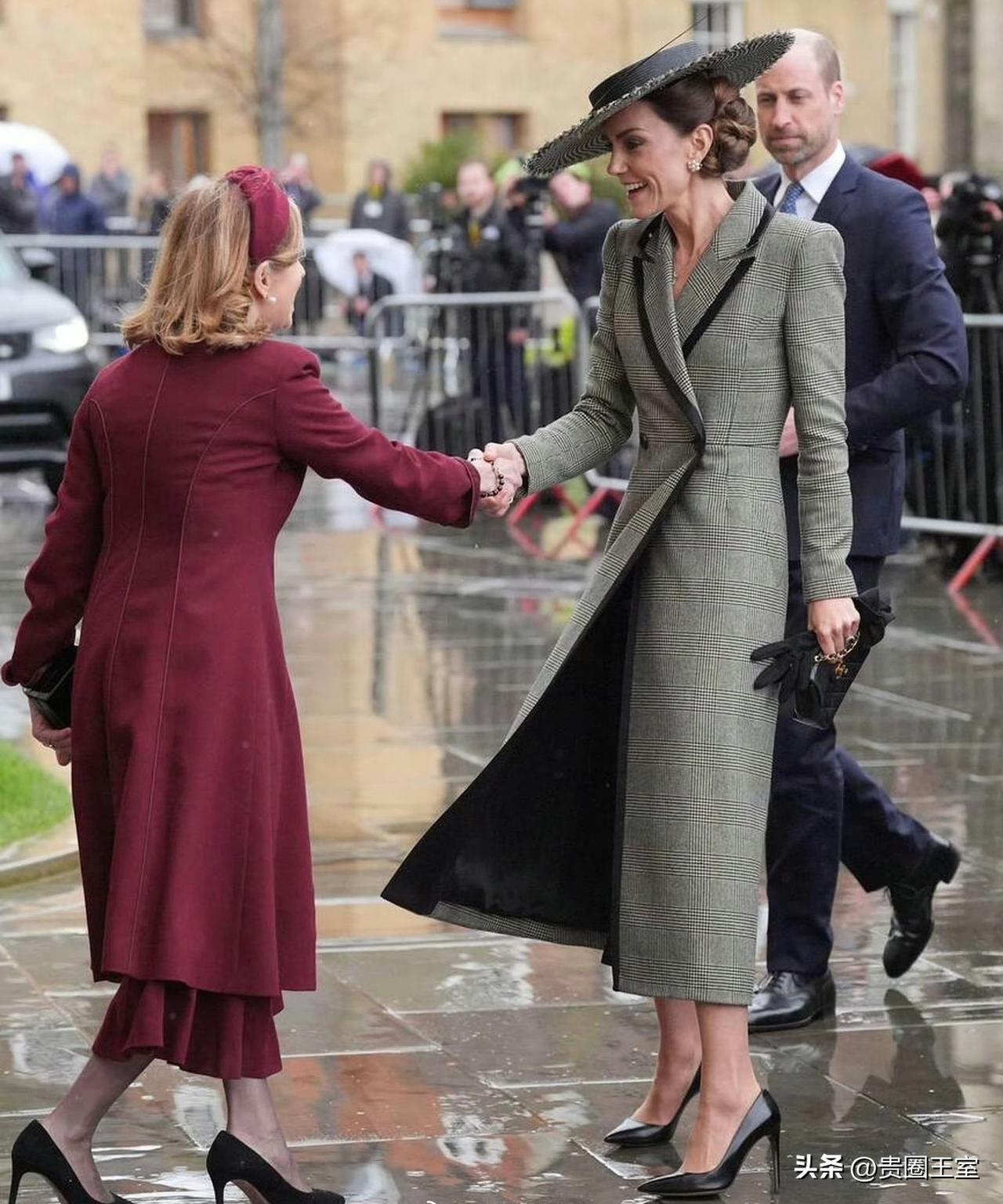 重视！凯特王妃意外亮相了！

当地时间3月25日，威尔士亲王夫妇代表查尔斯三世在