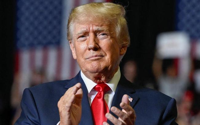 美国作为联合国会费占比22%的国家，本该按时履行义务，却常年拖欠，截至今年2月，