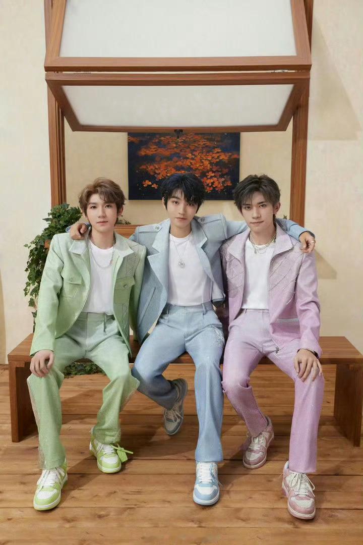 tfboys三年没合体了tfboys三年没同框了 🥺🥺我们还能再见吗 