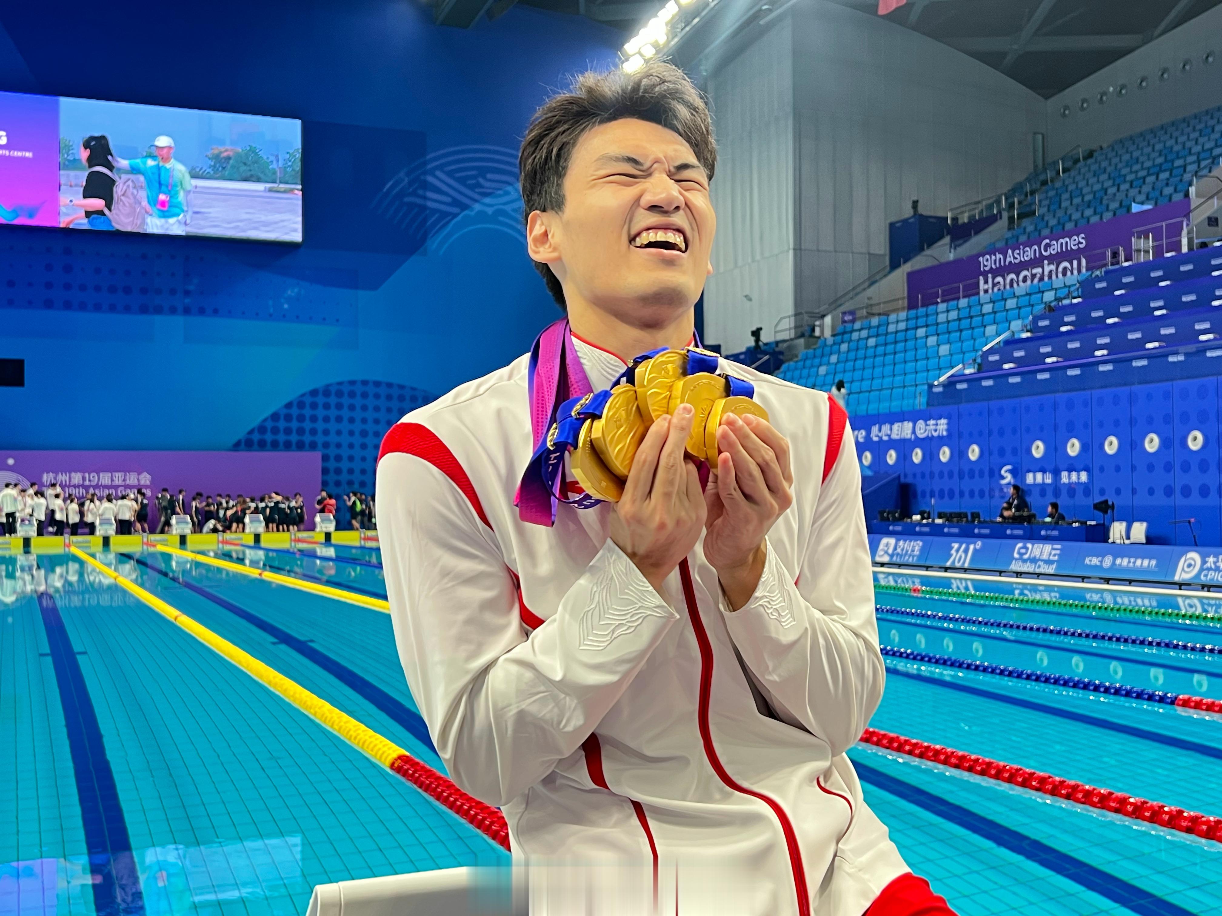 #杭州2022年亚运会[超话]##杭州亚运会# 他就是最可爱 最努力的#徐嘉余#
