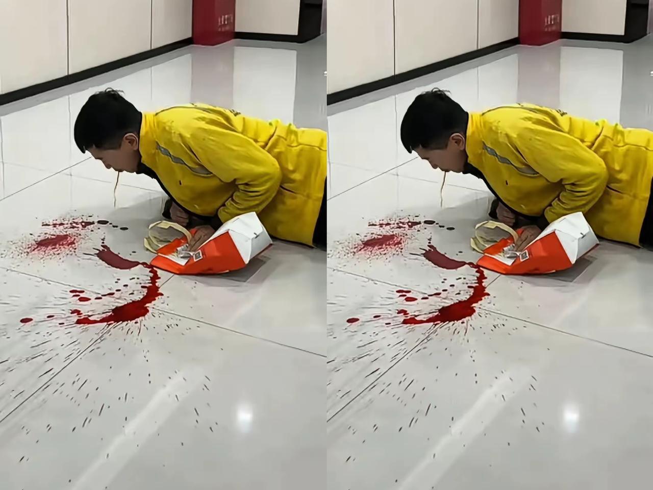 泪目！一名外卖小哥为养家糊口，不分昼夜接单奔波，竟在送餐途中突然倒地，口吐鲜血。