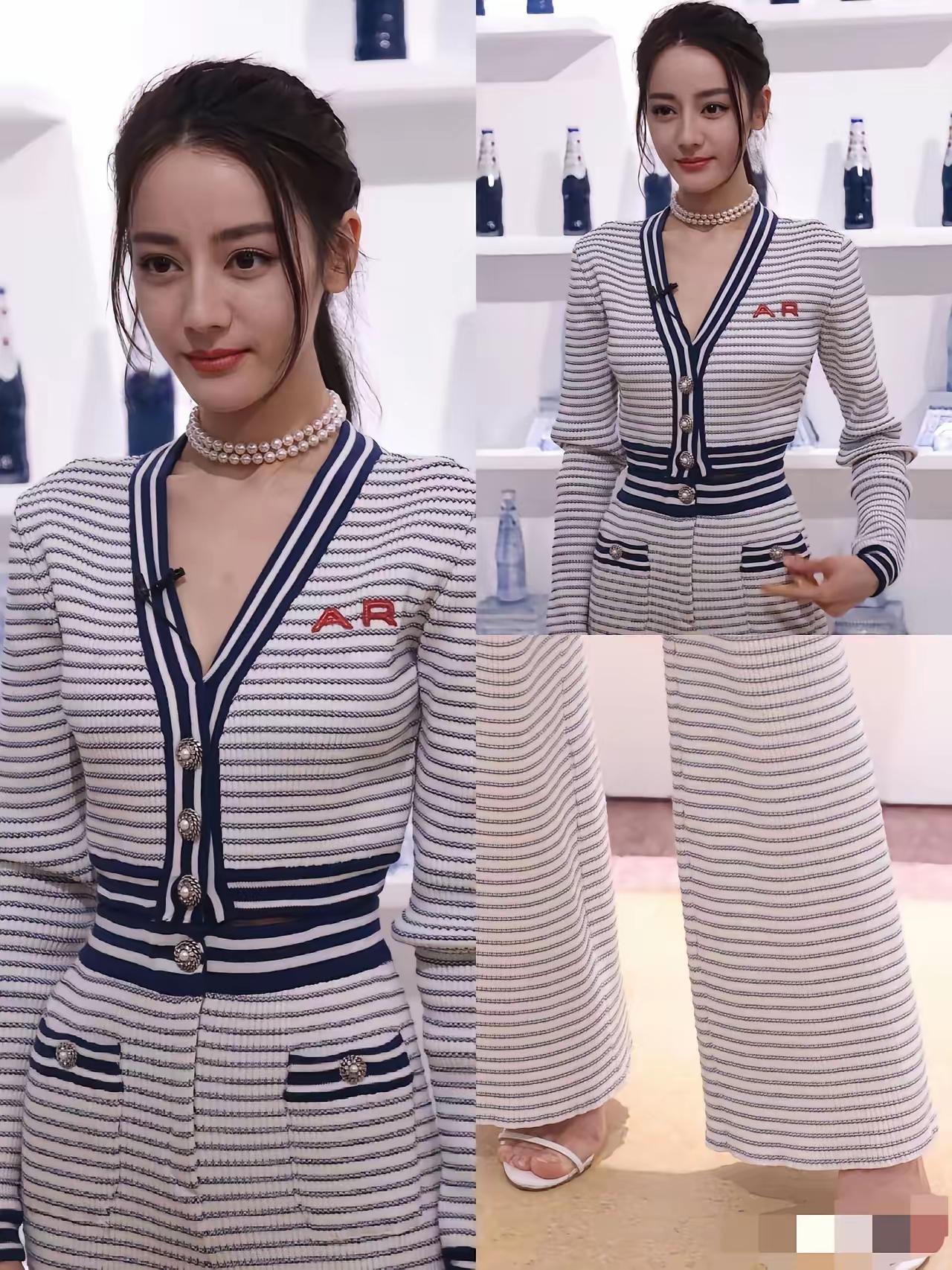 迪丽热巴，脚趾甲虽然长了点，但看着还很干净。