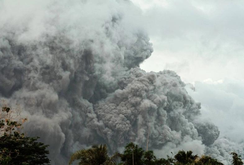 菲律宾当局今日（5月3日）表示，吕宋岛南部的马荣火山（Mayon Volcano