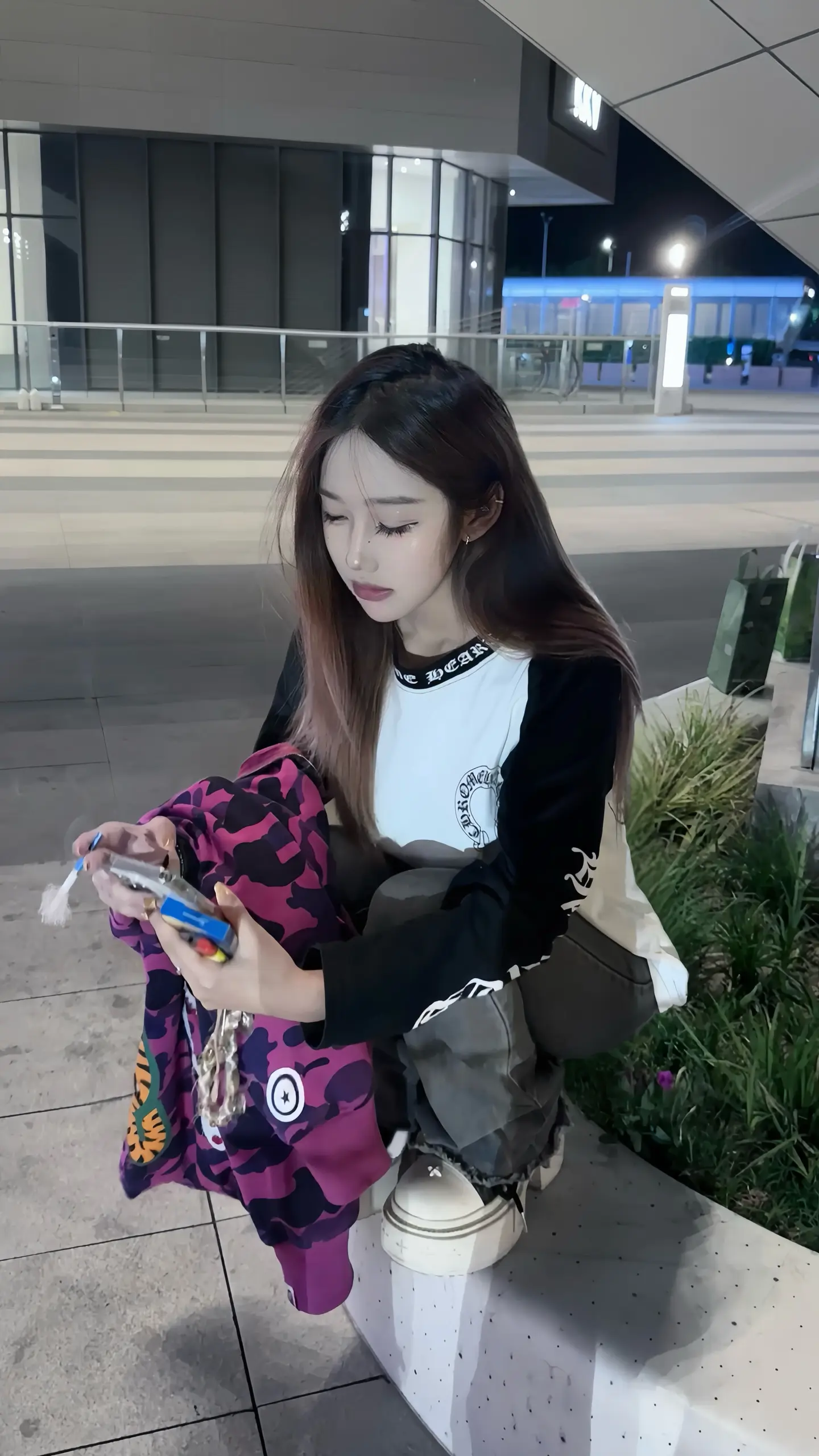 一个人可以吃很多苦 两个人就不行 因为会觉得苦是对方带来的