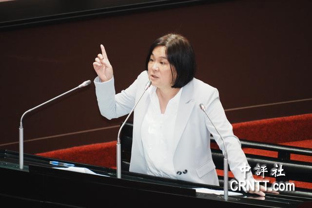 陈玉珍促金门与大陆通电，民进党当局高官称不允许
大陆日前宣布十项惠台措施，推动福