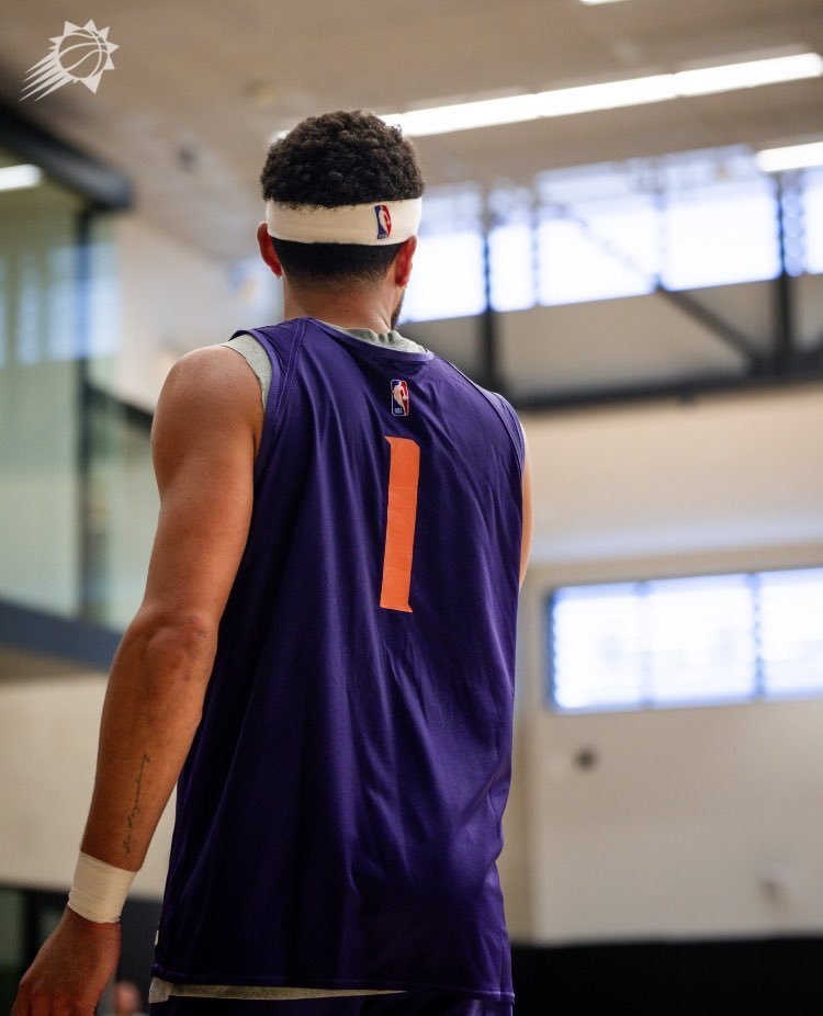 今日份集体训练[努力]#有篮无界心潮无限##nba媒体日# ​​​