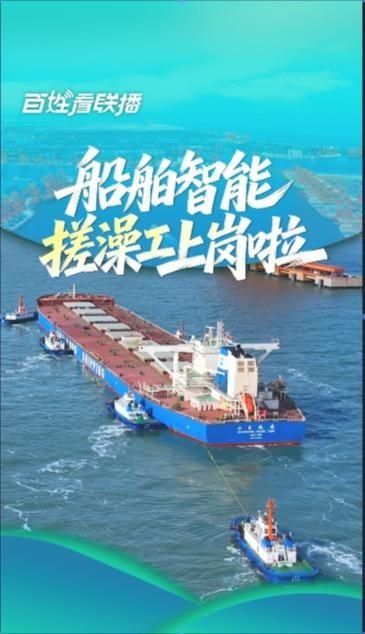 他亲了她脸颊。她涨红着脸湿着眼盯了他十几秒。一个字没说抓起包跑了。
这事儿吧，说