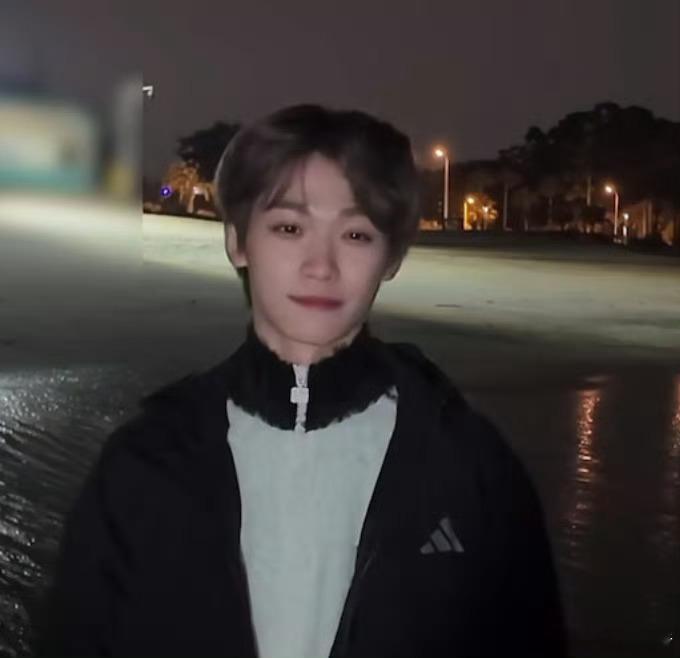 梓渝工作室视频 向海狂奔子非鱼，静听潮声梓非渝！“连云港诗人”梓渝带着yuni赶