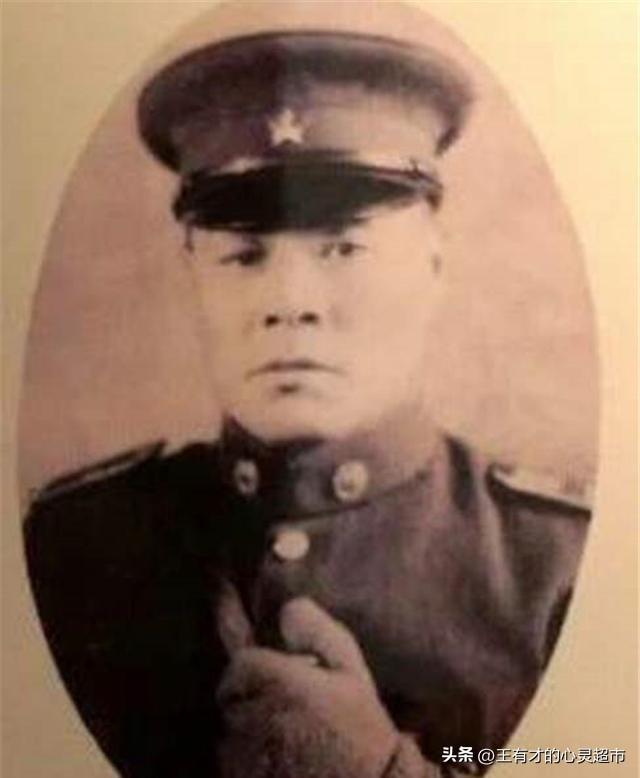 霍殿阁，和霍元甲不是亲属，两人毫无血缘！
 
       说起康德第一保镖霍殿