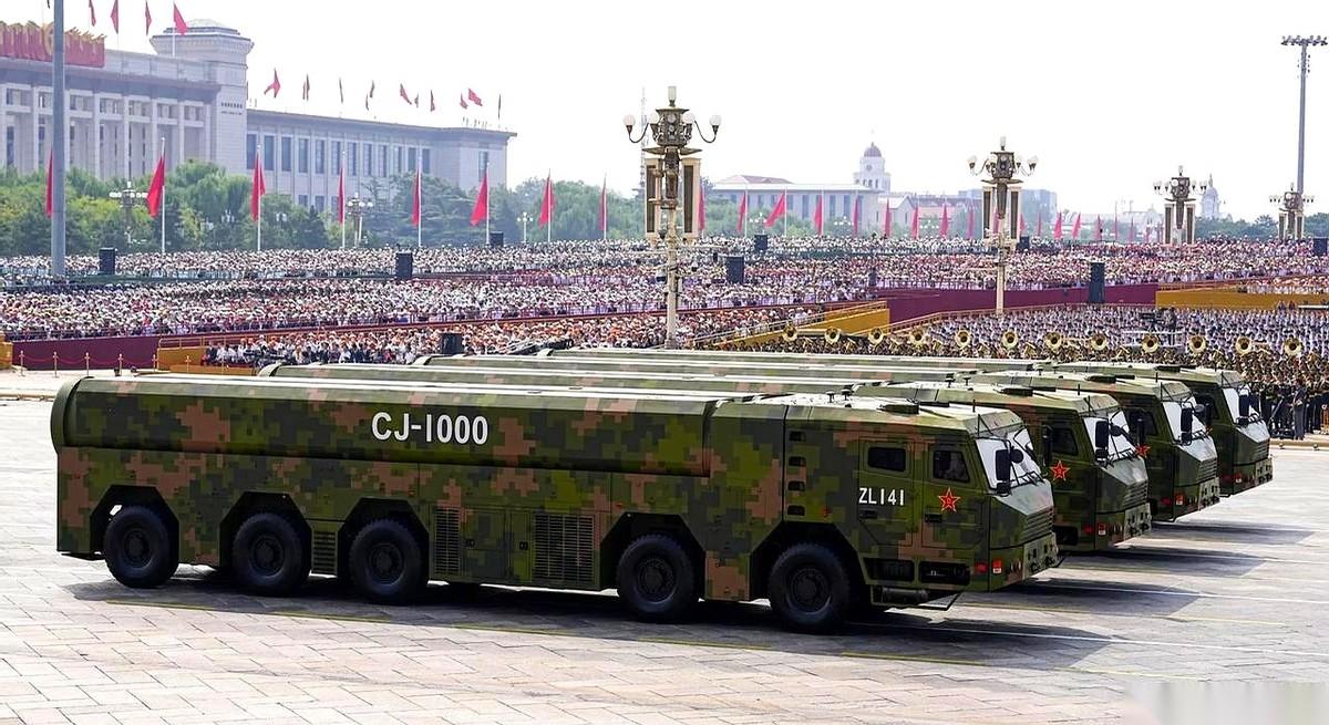 有些事，真就得自己干成了，腰杆子才能挺直。
以前总听人吹，什么“宙斯盾”、什么“