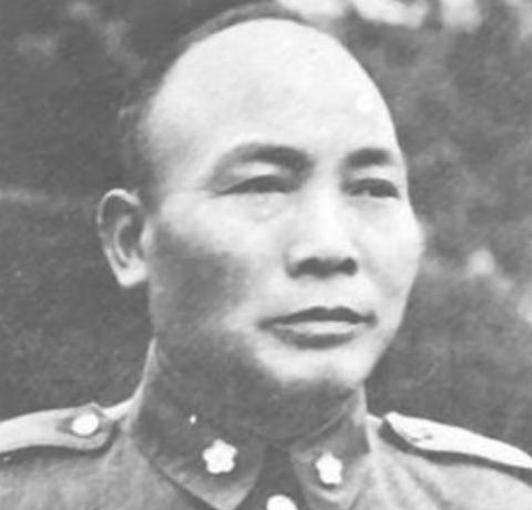 1948年，与我党有血海深仇的国民党特务头子康泽在襄阳被捕，远在西柏坡的毛主席知