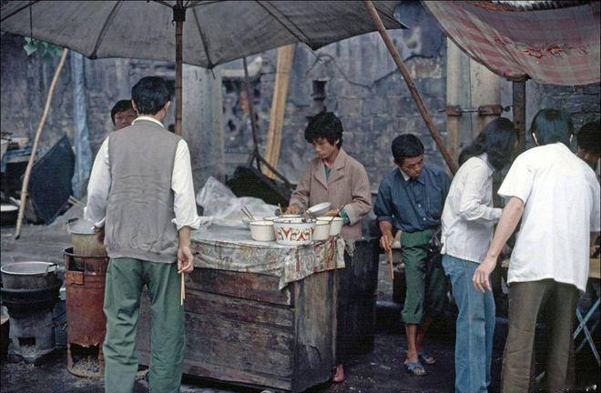 尘封的记忆 - 1986年的重庆
德国摄影师：Hans-Peter Grumpe