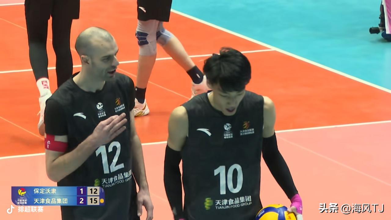 天津男排不信邪
        都说女排联赛有剧本，让天津女排球迷别别扭扭不开心