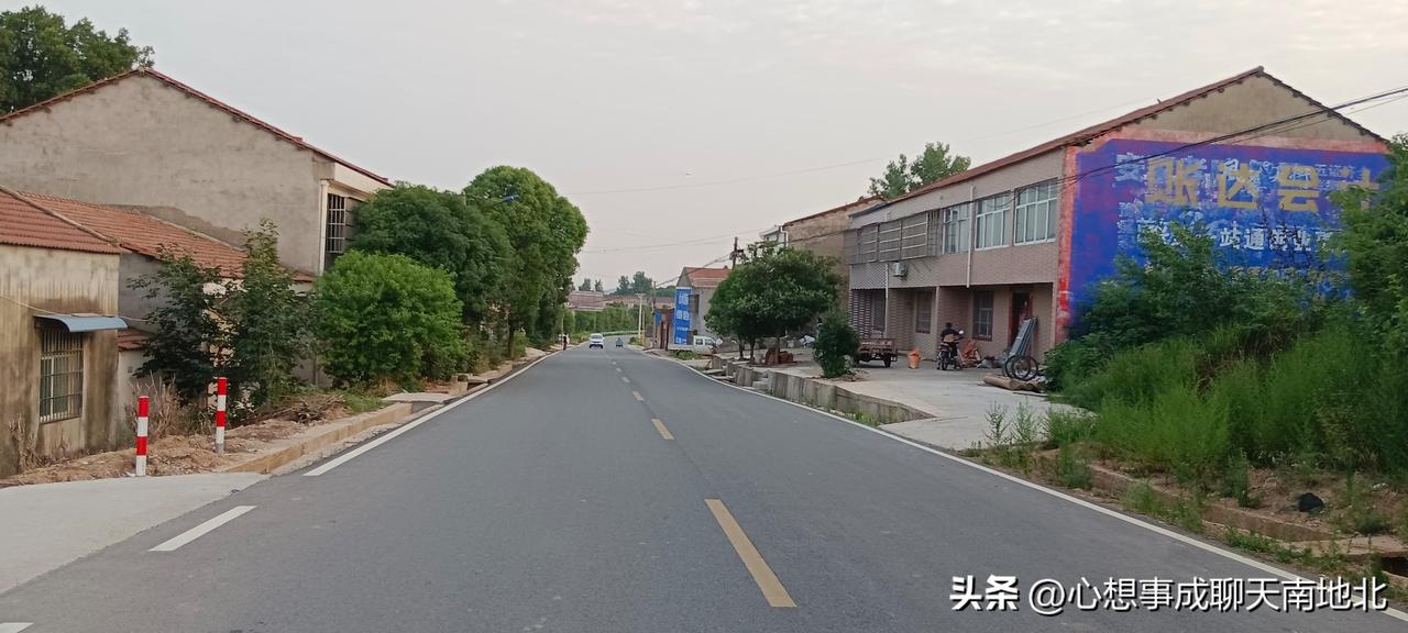 想问一问全网有谁的儿子10岁了还跟父母一起睡？我儿子10岁了，现在还跟父母一起睡