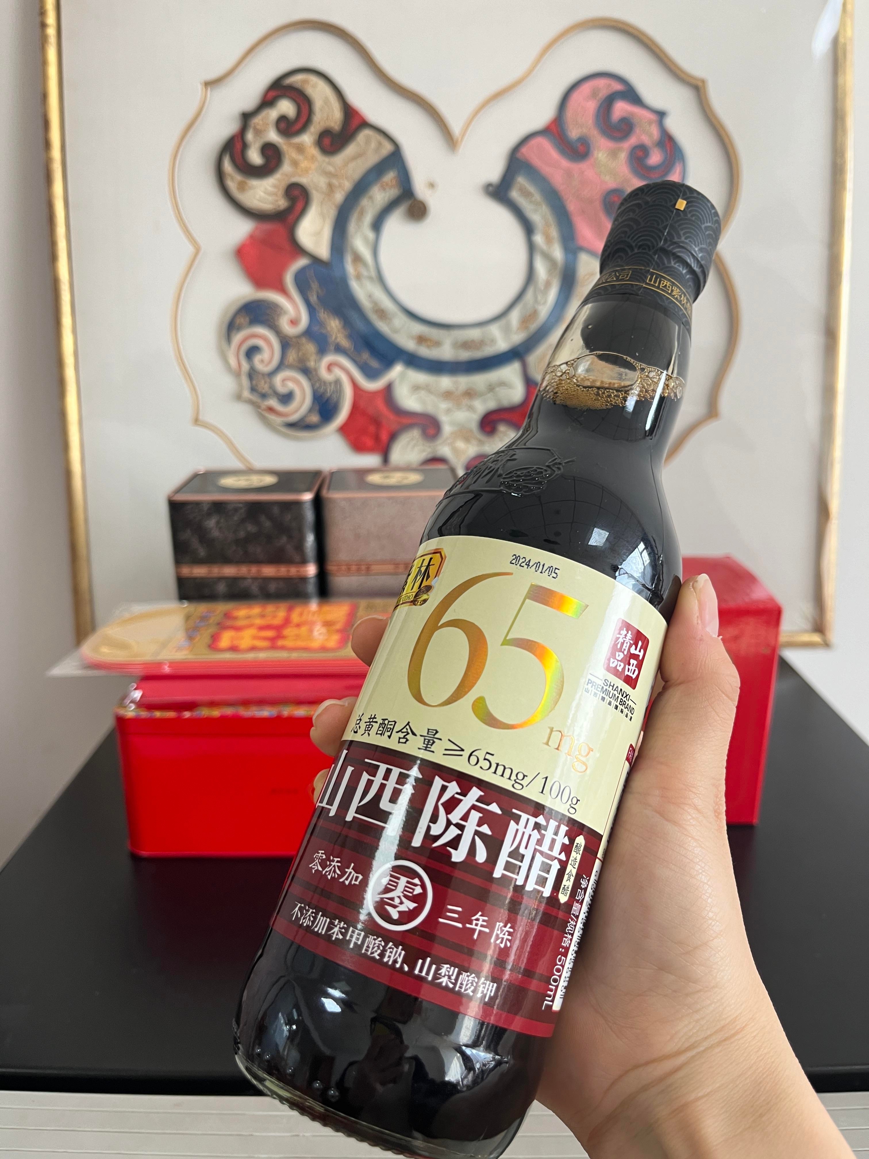 #过年等的就是这口饺子# 蒜泥生抽小米辣，耗油陈醋加葱花，就是宣~！！我都不敢想