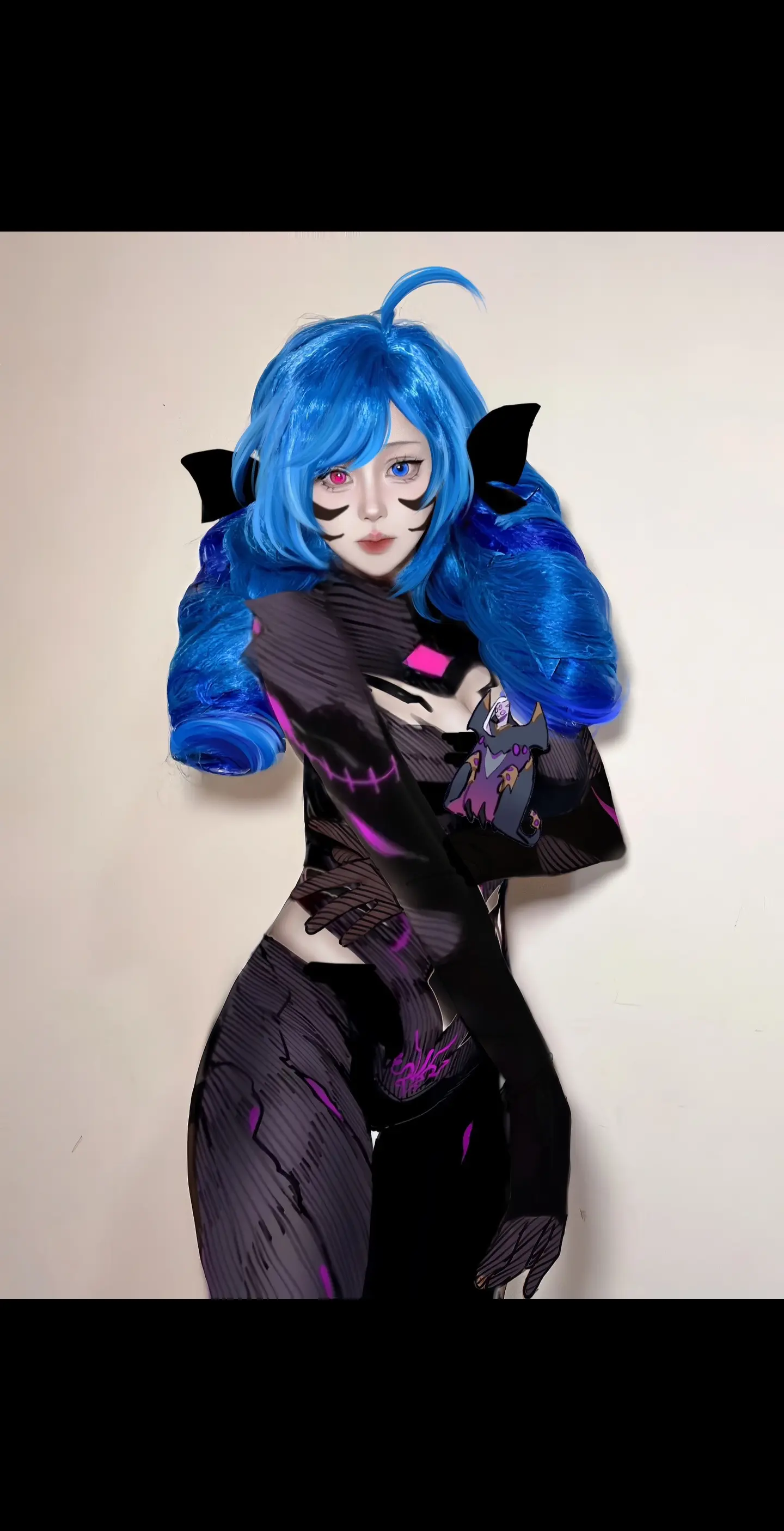 虚空女皇…为您服务是我的荣幸