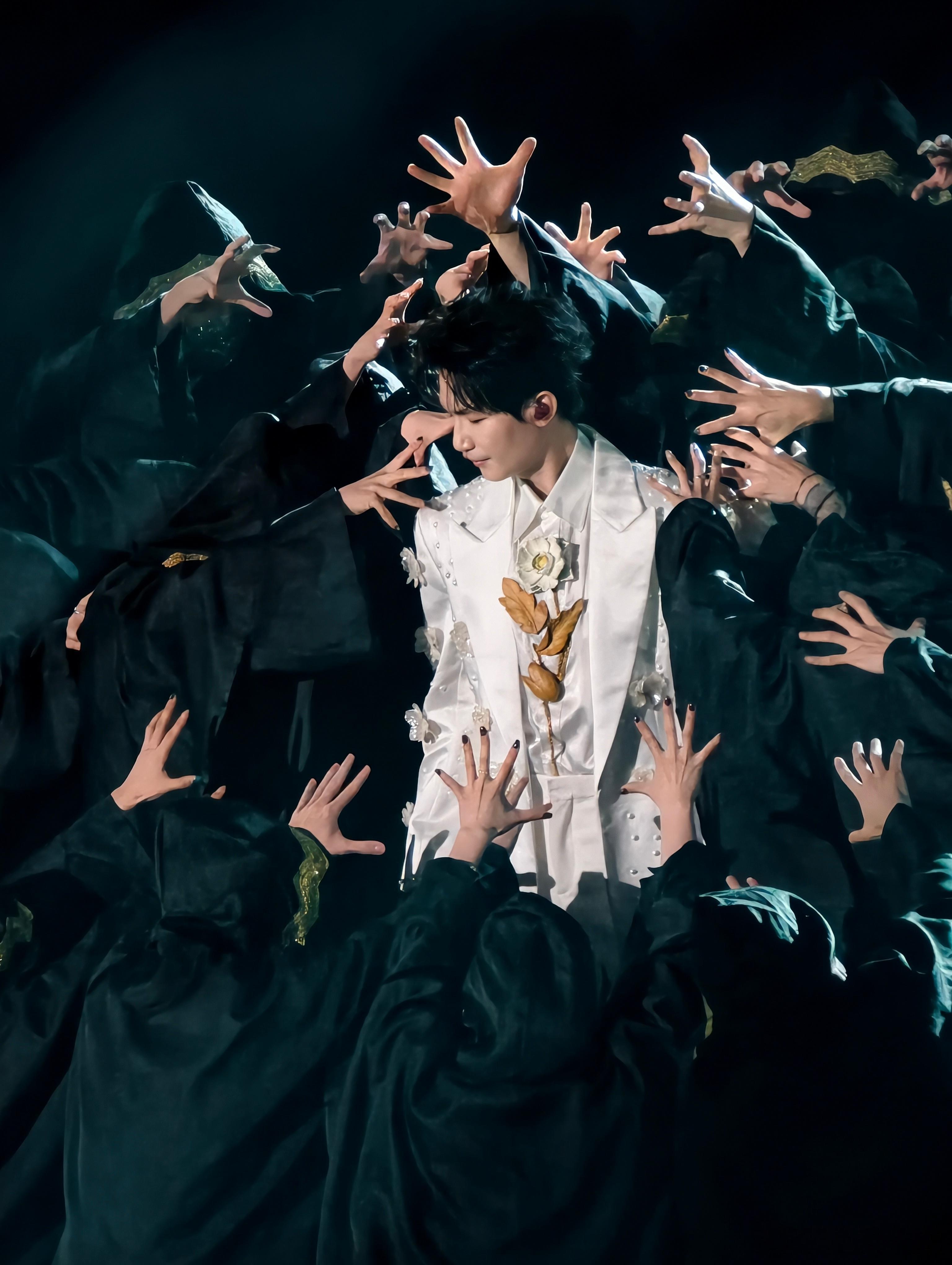 陈楚生演唱会第六波喜欢哪张？喜欢看演唱会的一定要带上演唱会神器vivo X300