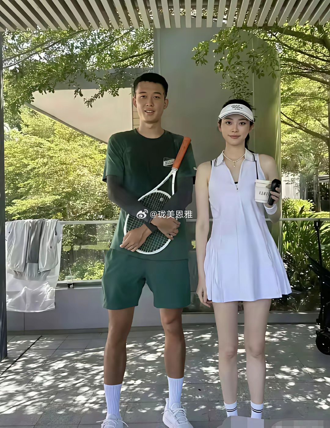 奚梦瑶照片一般，但是真人巨美 