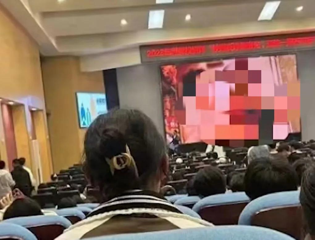 不要再让“电脑病毒”背黑锅，以我多年计算机维护的经验来看，病毒干不出这种事！
近