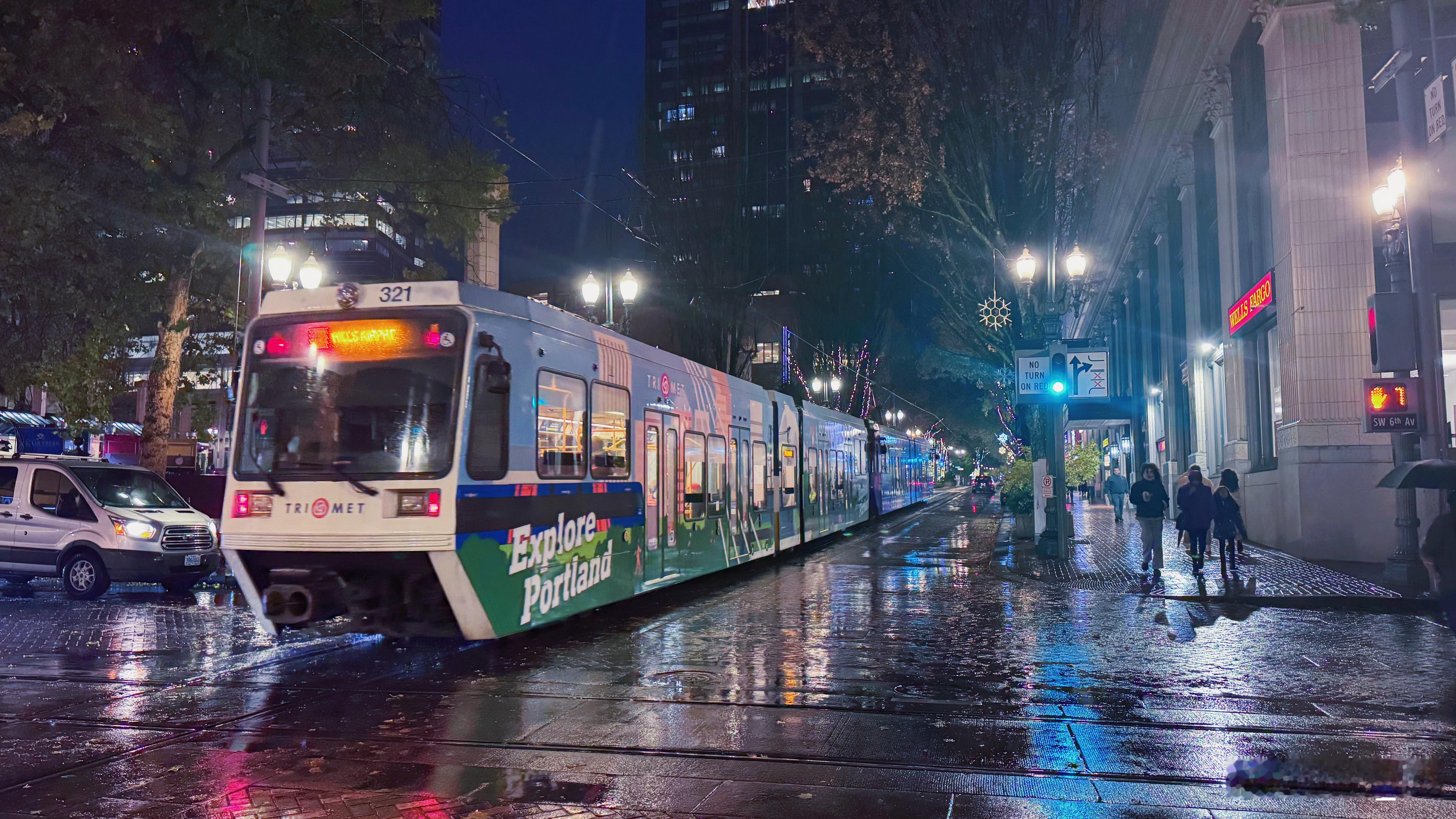 波特兰的街景和美食，可能这个赛季要多来几次才行。杨瀚森[超话]  ​​​
