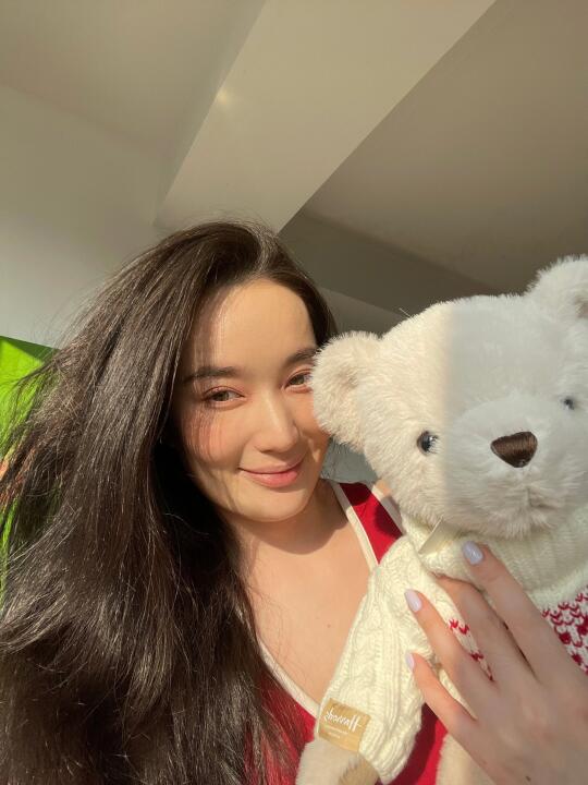 打了个喷嚏 说我想你 快乐 安稳 做工