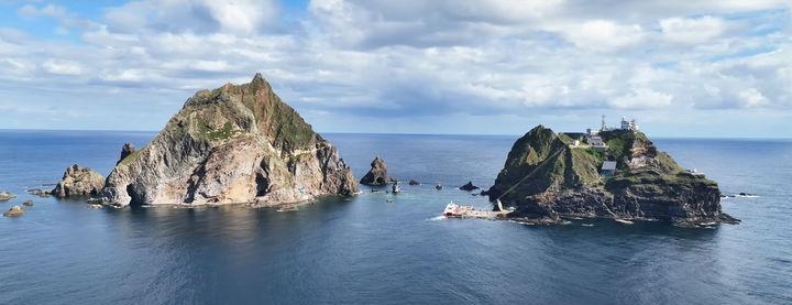 在独岛日当天，韩国朝野政党罕见地展现一致立场，共同谴责日本对独岛的主权主张及历史