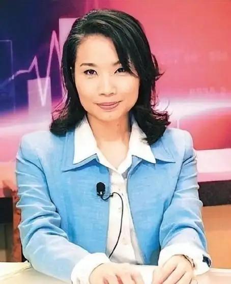 台湾省终于出个明白人，台媒体人陈凤馨：大陆之所以不打台湾省，不是因为我们官兵多么