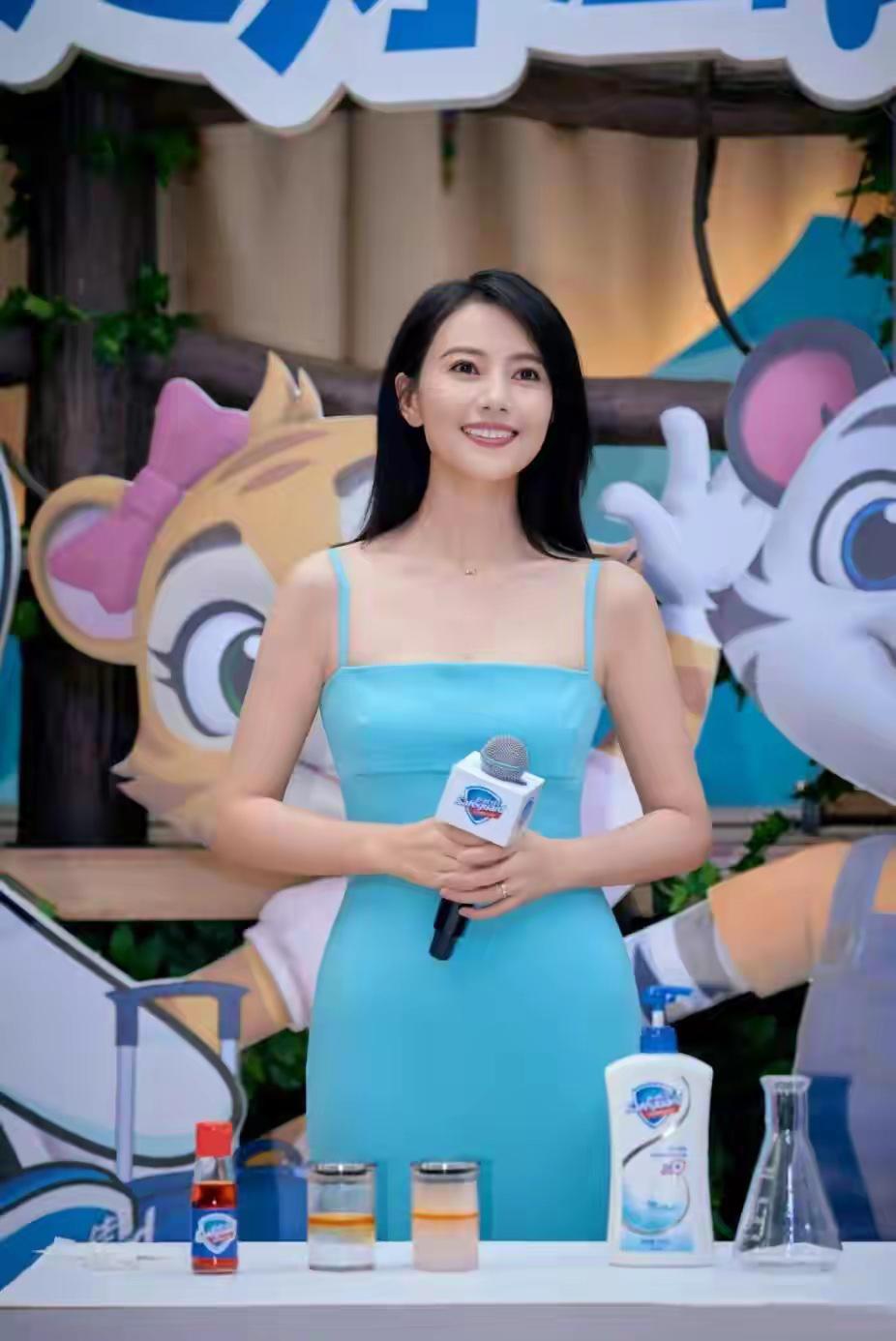 我的今日状态：💰期待暴富
我这里的天气：☀️晴天