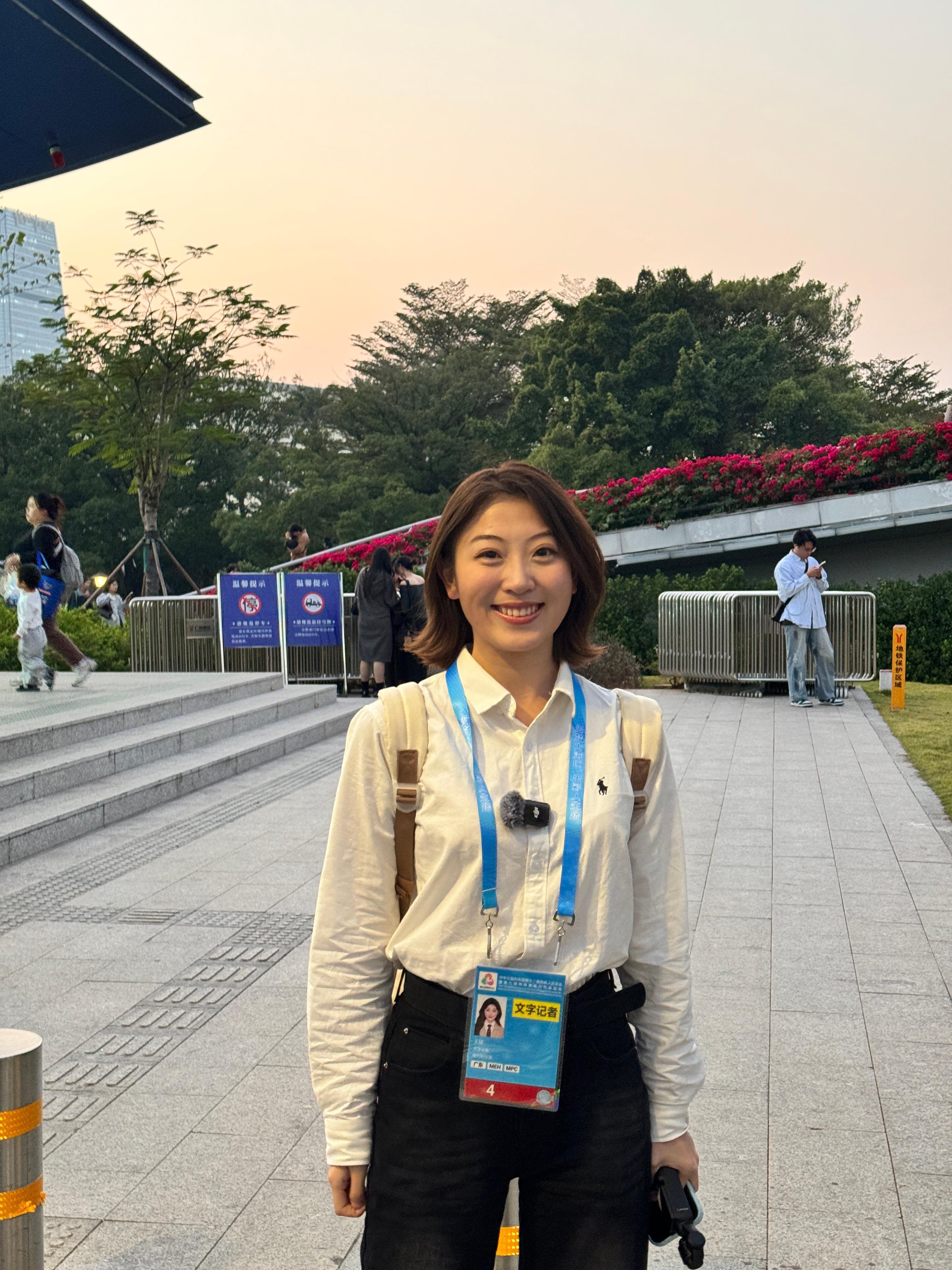 我在工作时be like 一秒正经 一秒不正经！ 广州