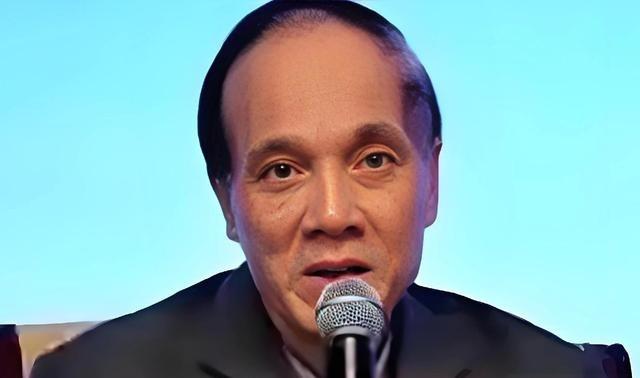 越南教授丁贤良在电视台表示：亚洲如果没有中国挡着，亚洲早已战火不断，早已被西方瓜