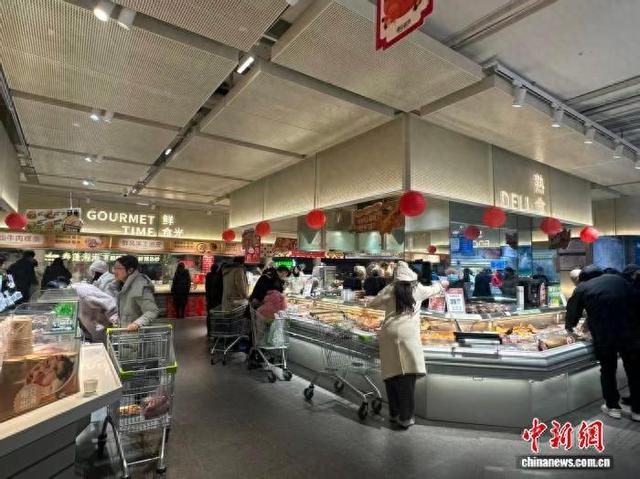 （经济观察）线下消费持续升温 中原商超逐新局