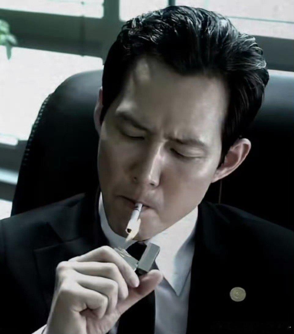 金敏喜的前男友  于金敏喜而言，前男友帅不帅不是最值得提的，而是她在影视方面的成
