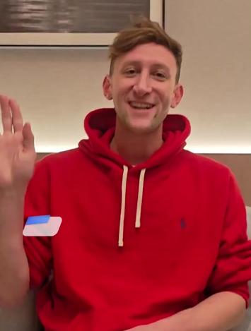 美国兄弟艾文凯尔让南京大屠杀的珍贵照片回到中国，如今过得有多滋润肉眼可见，绝对算