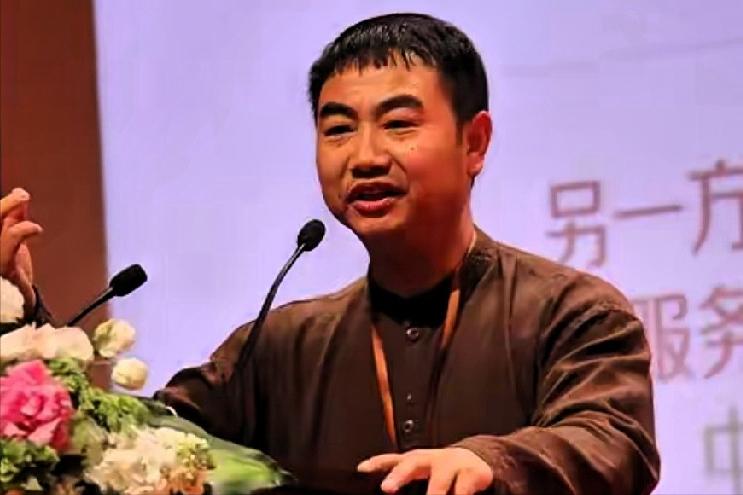 三农专家李昌平表示：当代中国知识分子，是史上最短视、最自私的一代。这话一出，多少