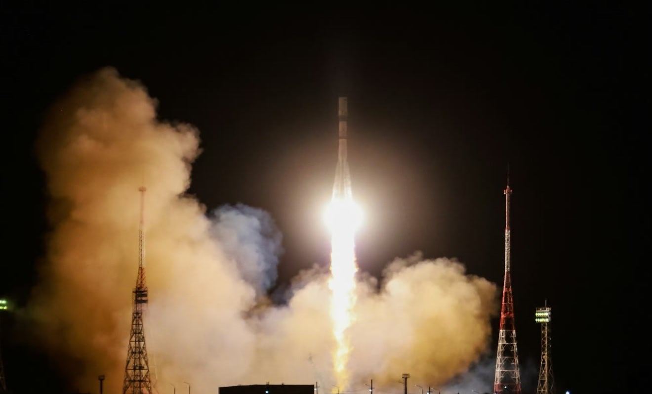 北京时间2026年4月26日06时21分，俄罗斯航天局在哈萨克斯坦拜科努尔航天发