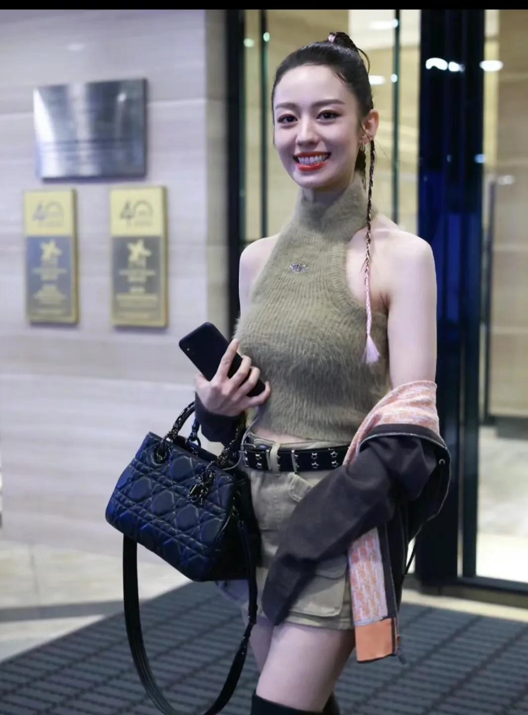 有没有两口子是干一个职业不吵架的？吉娜一定是把郎朗当成男神一样崇拜才嫁给他的吧！