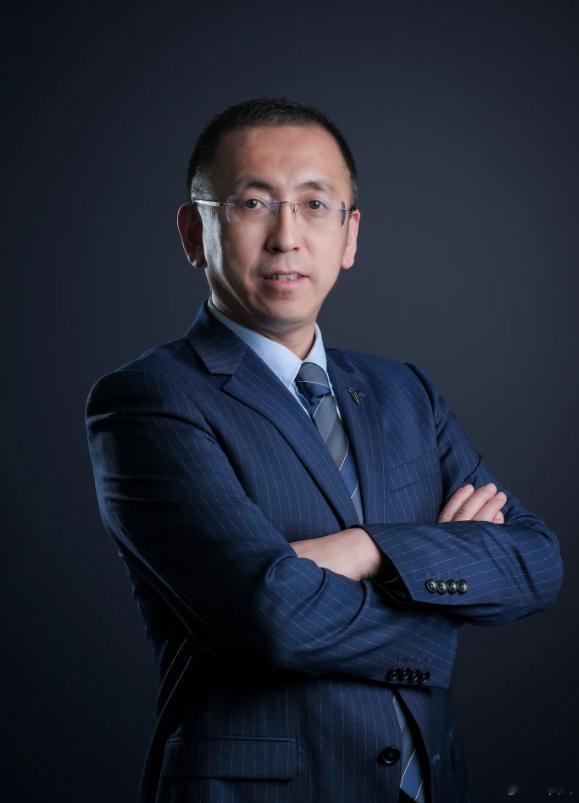 岚图董事长：新能源车替代燃油车趋势不可逆，近期，岚图汽车董事长卢放公开表达行业观